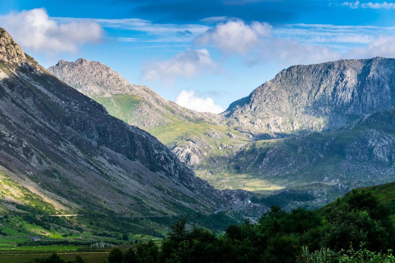 Snowdonia Mountain Hostel Bethesda Eksteriør bilde